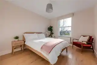25B Burrows Road, photo 4