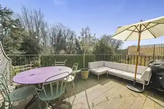 25C Marmora Road, photo 2