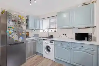 26 Appledore Crescent, photo 4