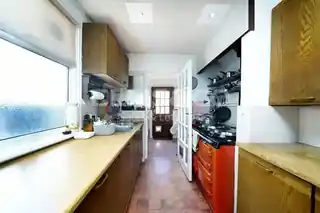 26 Barnet Way, photo 4