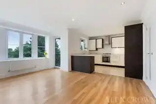 26 Bayswater Close, photo 3