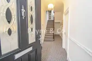 26 Belgrave Road, photo 2