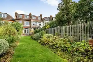26 Dovercourt Road, photo 3