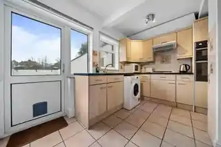 26 Guy Road, photo 3