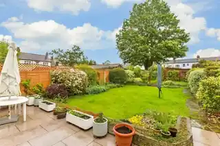 26 Haigville Gardens, photo 2