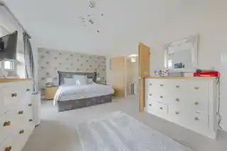 26 Heacham Avenue, photo 3