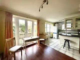 26 Hereford Way, photo 3
