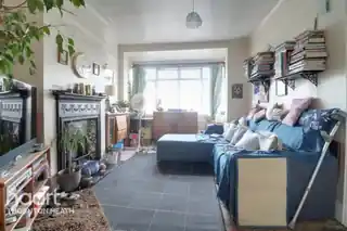 26 Hythe Road, photo 2