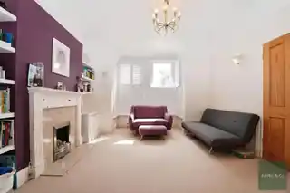 26 Ingleby Road, photo 2