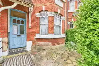 26 Kingscote Road, photo 3
