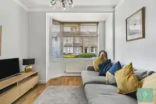 26 Landseer Road, photo 4