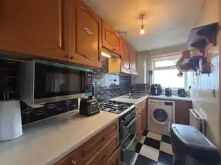26 Manordene Road, photo 3