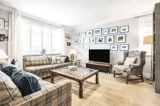 26 Parkgate Crescent, photo 3