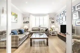 26 Parkgate Crescent, photo 4