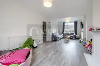 26 Riddons Road, photo 2
