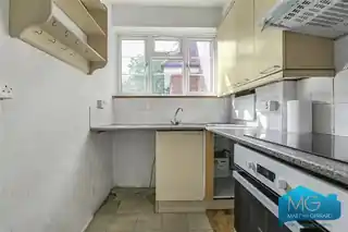 26 Risborough Close, photo 3