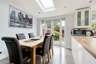 26 Rolls Park Road, photo 3