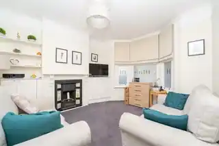 26 Salisbury Road, photo 2
