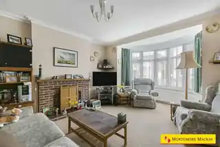 26 Sheringham Avenue, photo 2