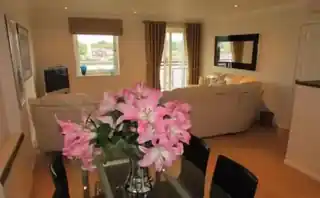 26 St Anthonys Close, photo 2