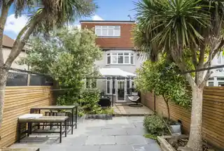 26 Staines Avenue, photo 3