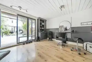 26 Staines Avenue, photo 4