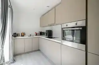 26 Sweet Briar Avenue, photo 3