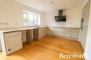 26 The Crescent, photo 4