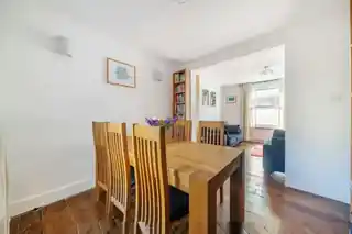 26 Wingmore Road, photo 4