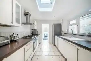 26 Wingmore Road, photo 2