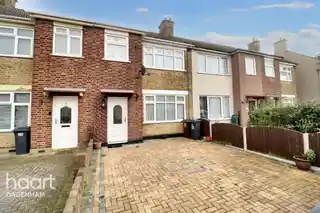 26 Winstead Gardens, photo 2