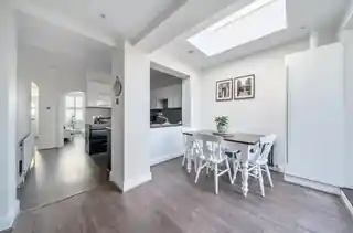 26 Woodside Road, photo 2