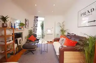 26 Yewfield Road, photo 2