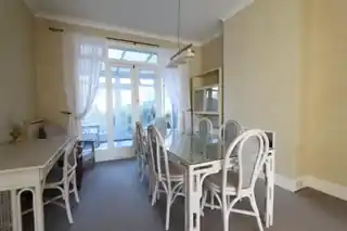 262 Court Road, photo 3