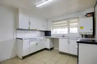 265 Bounces Road, photo 4