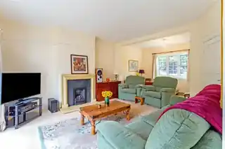 265 Waldegrave Road, photo 2