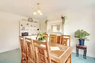 266 Grasmere Avenue, photo 3