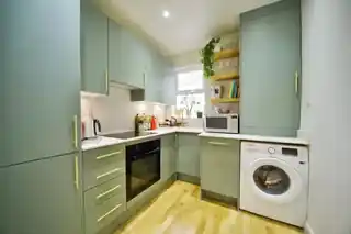 266A Barking Road, photo 3