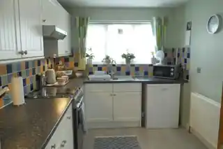 268 Bury Street West, photo 4