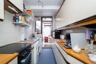 268 Kingsbridge Road, photo 3