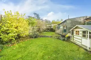 268 Well Hall Road, photo 4