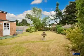 27 Barleycorn Way, photo 2