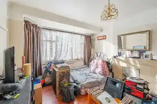 27 Belmont Avenue, photo 3