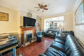 27 Belmont Avenue, photo 2