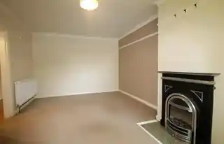 27, Benwood Court, Benhill Wood Road, photo 3