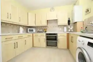 27 Blithdale Road, photo 2