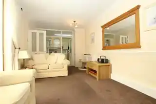 27 Blithdale Road, photo 3