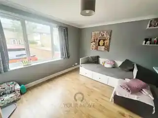27 Boxgrove Road, photo 2
