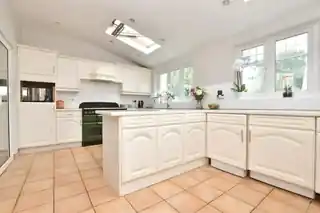 27 Burwood Avenue, photo 4