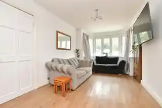 27 Burwood Avenue, photo 3